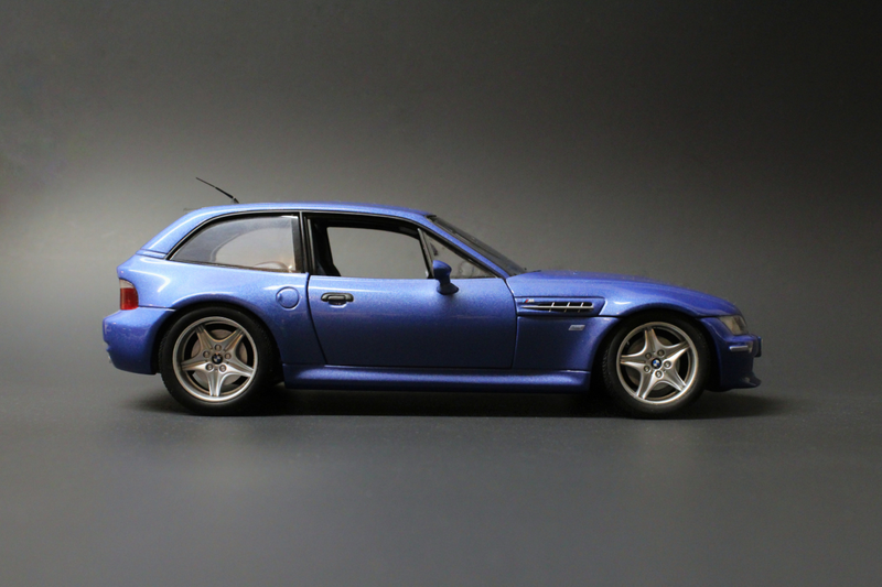Illustration for article titled 1:18 BMW Z3 M Coupe by UT Models